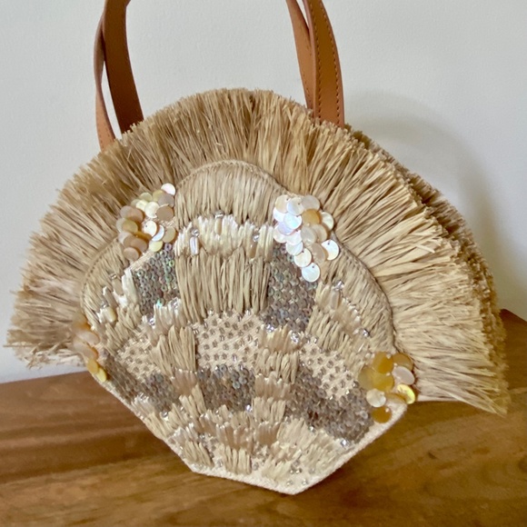 Aranaz Serena Embellished Clam purse - Picture 4 of 11